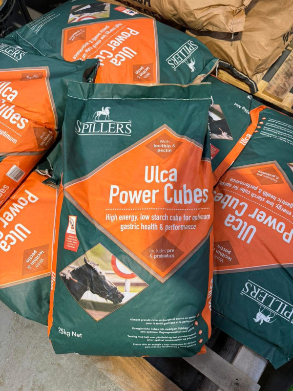Spillers Ulca Power Cubes 25kg 1